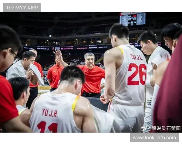 中国篮球联赛季后赛激战正酣各队争夺冠军势均力敌