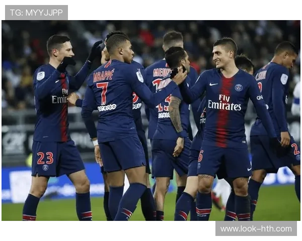 巴黎FC强势签约新援 确保阵容深度迎接新赛季挑战