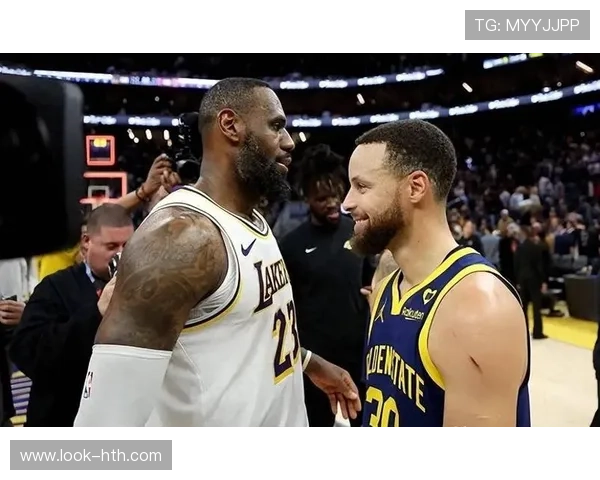 湖人队在季后赛首轮迎战勇士詹姆斯与库里再度对决备受关注